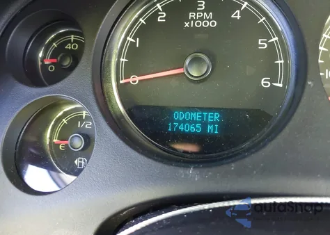 2009 Chevrolet Tahoe Lt1 z USA, uszkodzony, nr VIN 1GNEC23389R237799